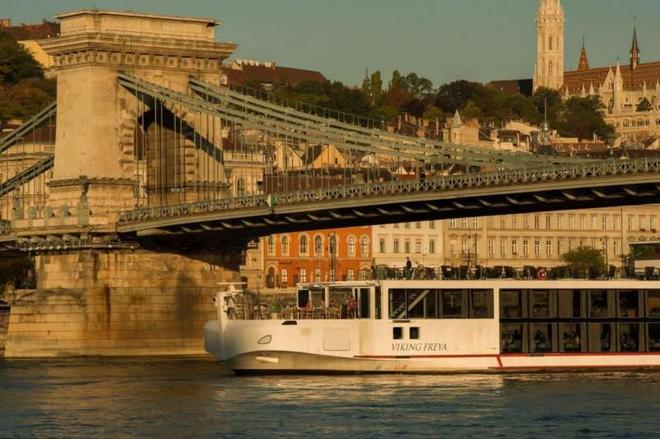 文旅游团：为老年人量身打造的欧洲轻松旅游方式j9九游真人游戏第一平台维京游轮欧洲